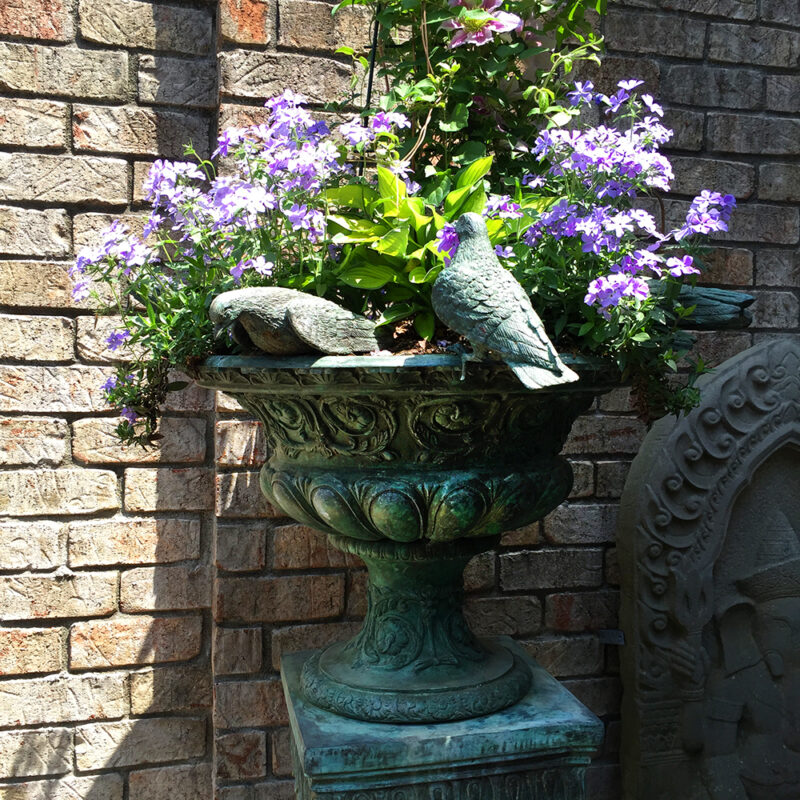 Metropolitan Galleries Birds Fountain or Urn