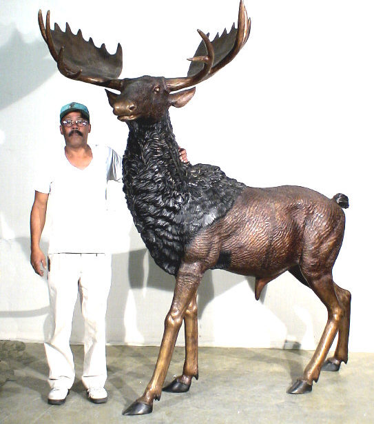 SRB10058 Bronze Large Moose Sculpture Metropolitan Galleries Inc. Size-scale