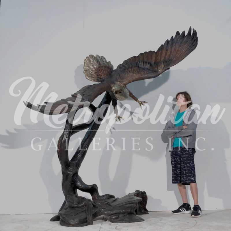 SRB081001 Bronze Large Swooping Eagle Sculpture by Metropolitan Galleries Inc SCALE WM