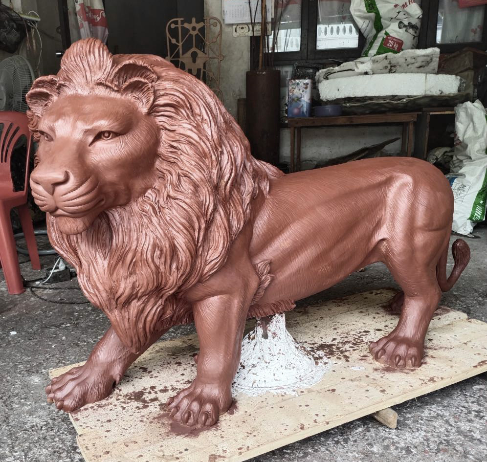 Lion Sculpture in Clay before Casting - Metropolitan Galleries Inc
